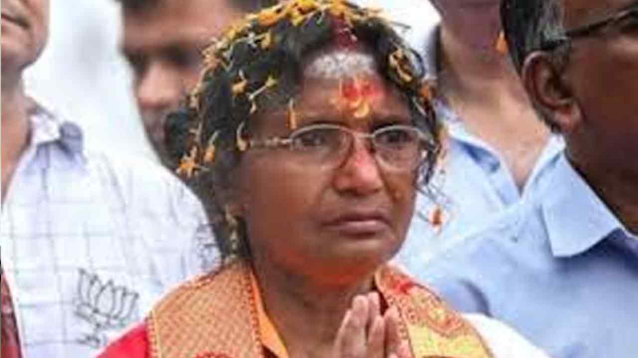 ఆర్‌జీ కార్‌ హత్యాచార బాధితురాలి తల్లి విజయం