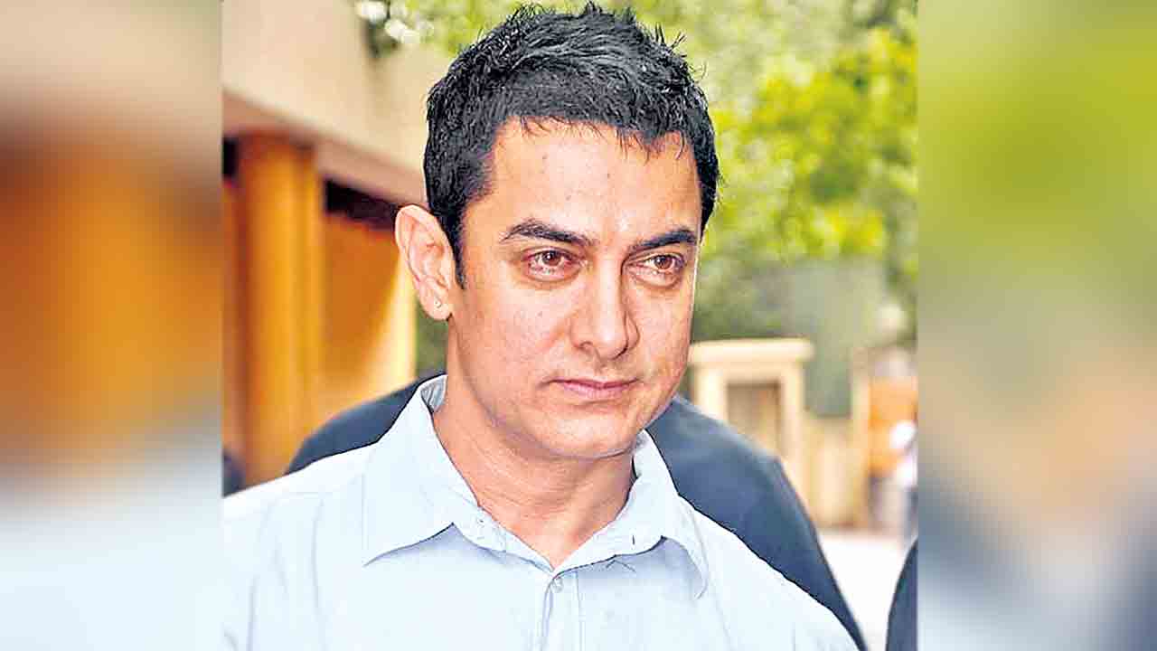 లగాన్‌ డైరెక్టర్‌తో సినిమా