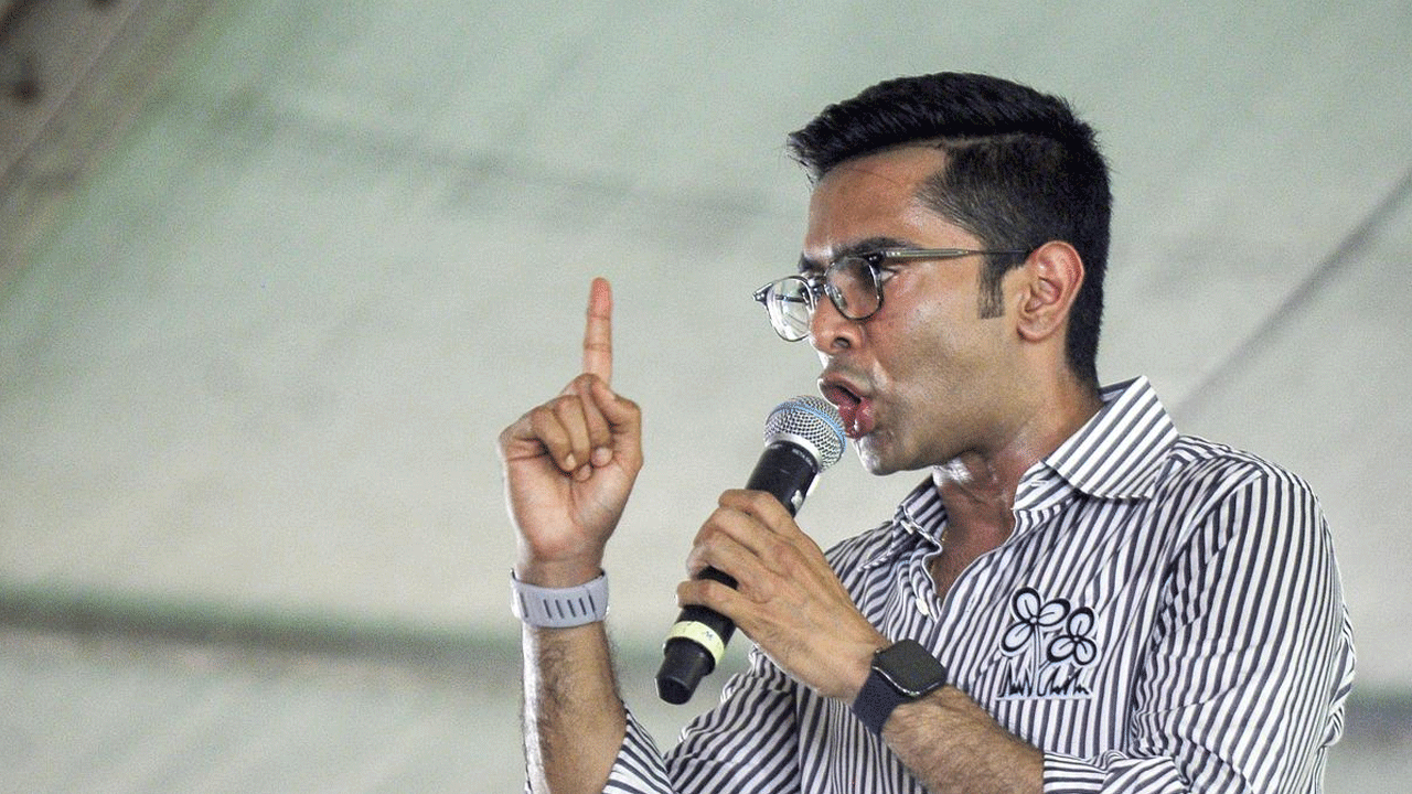 Abhishek Banerjee | బెంగాల్‌ వ్యతిరేక గుజరాతీ ముఠా 10 జన్మలెత్తినా డైమండ్‌ హార్బర్‌ మోడల్‌ను దెబ్బతీయలేరు : అభిషేక్‌ బెనర్జీ