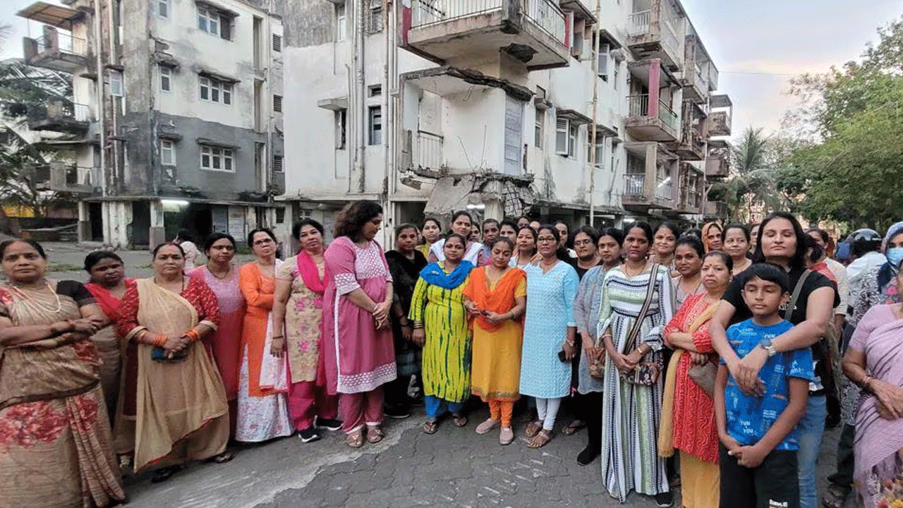 Air India | ముంబైలో ఎయిరిండియా చివరి ఆనవాళ్లు కనుమరుగు.. కాలనీలను ఖాళీ చేసిన చివరి నివాసితులు..!