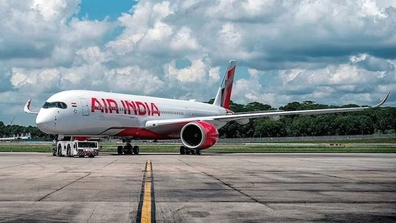 Air India flight | విమానం ల్యాండ్ అవుతుండగా నేలను తాకిన తోక.. తృటిలో తప్పిన పెను ప్రమాదం..!