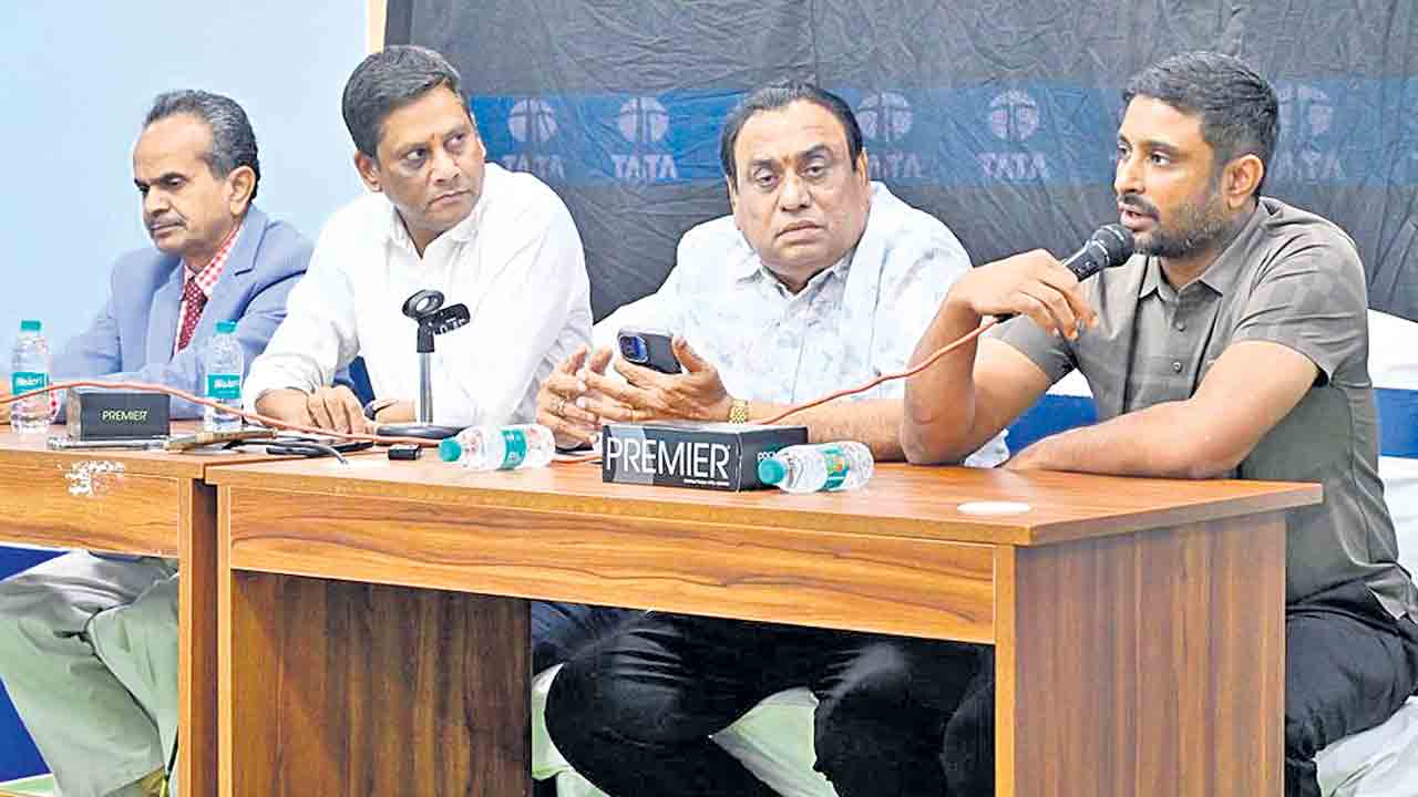 హైదరాబాద్‌ను దేశవాళీ క్రికెట్‌ పవర్‌ హౌస్‌గా మారుస్తా