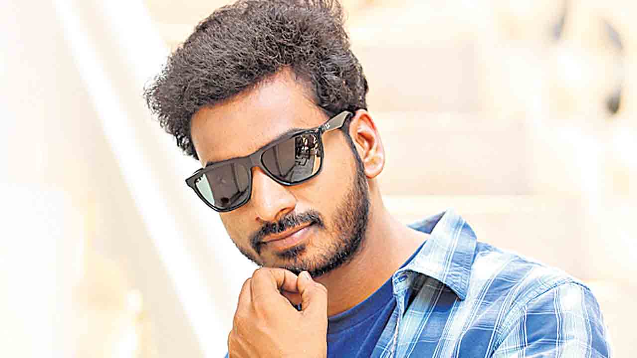 అన్ని వర్గాలకూ నచ్చే పురుషః