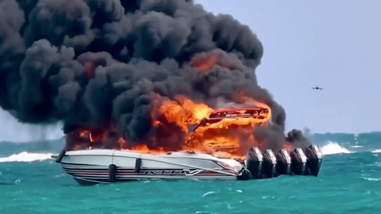 Boat explosion | చార్టర్‌ బోటులో భారీ పేలుడు.. 11 మందికి గాయాలు
