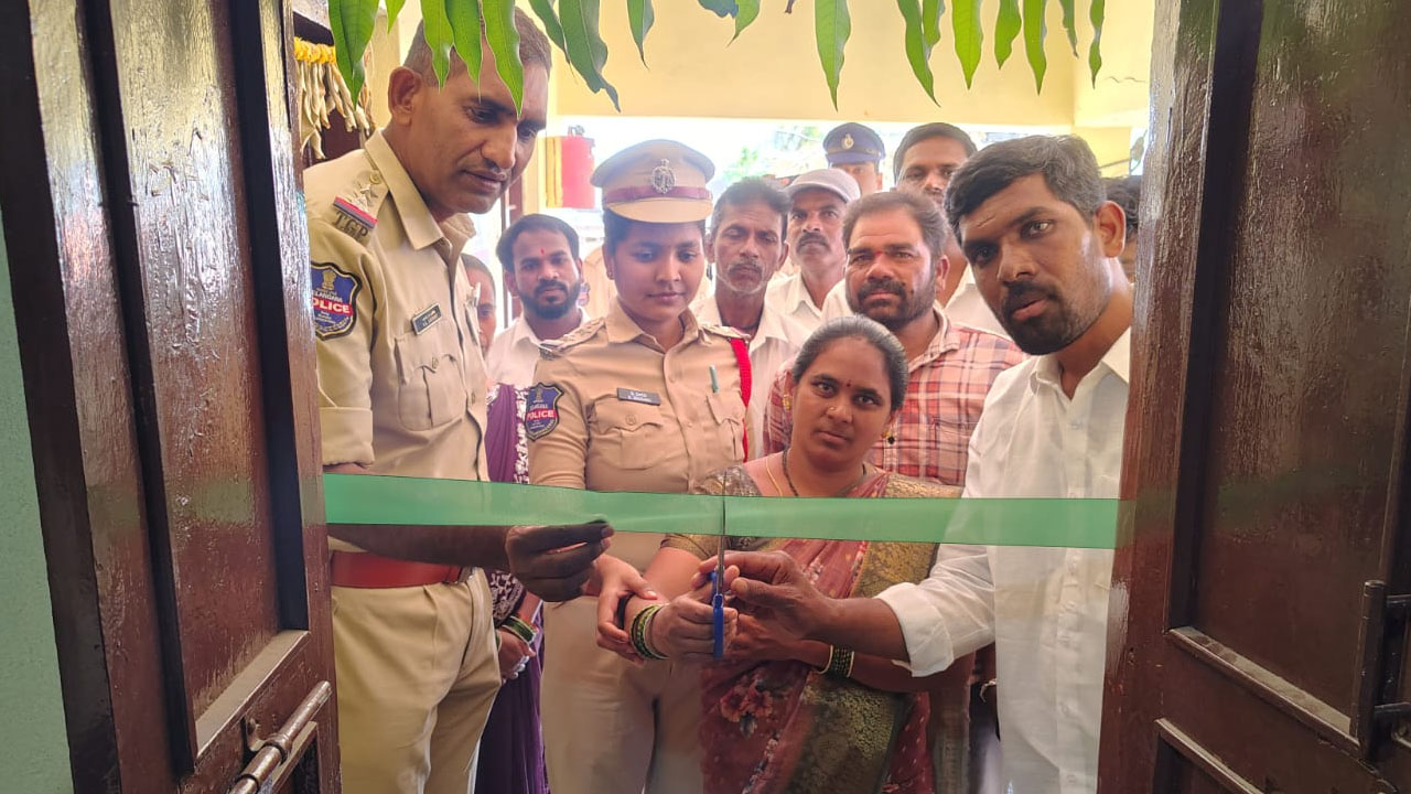 CCTVs | సీసీ కెమెరాల ఏర్పాటుతో నేరాల నియంత్రణ