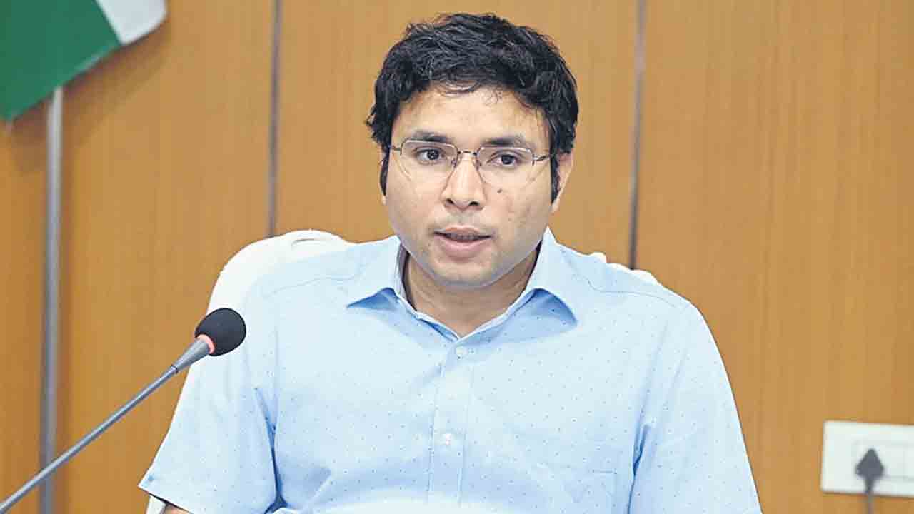 మక్కల కొనుగోళ్లలో నిర్మల్‌ టాప్‌.. రాష్ట్రంలోనే జిల్లా అగ్రస్థానం