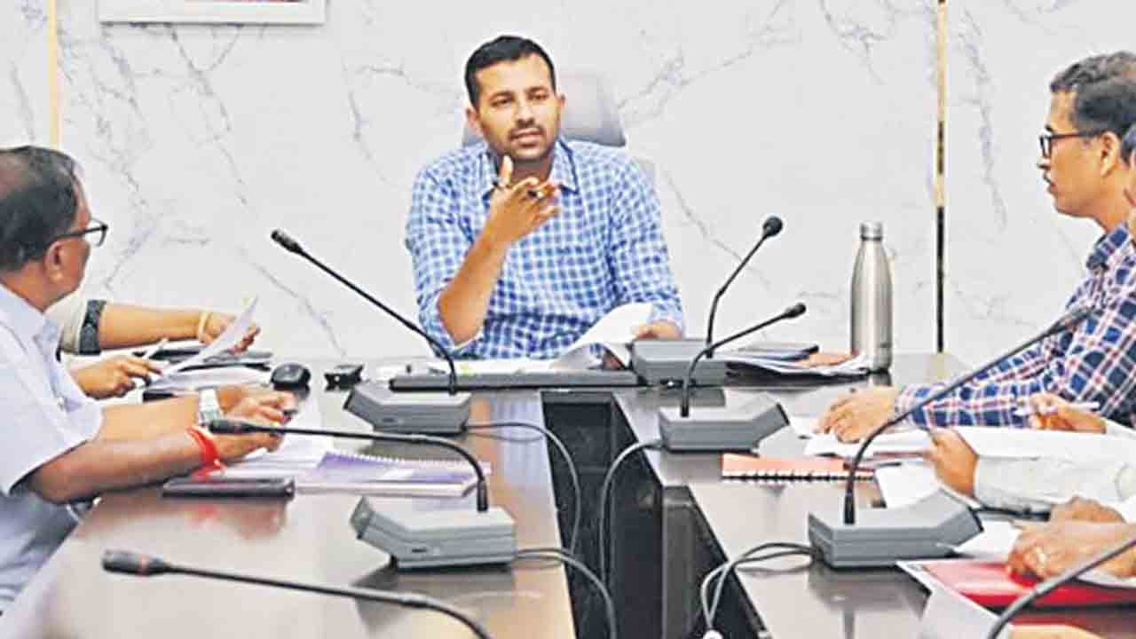 ధాన్యం కొనుగోళ్లు వేగిరం చేయాలి