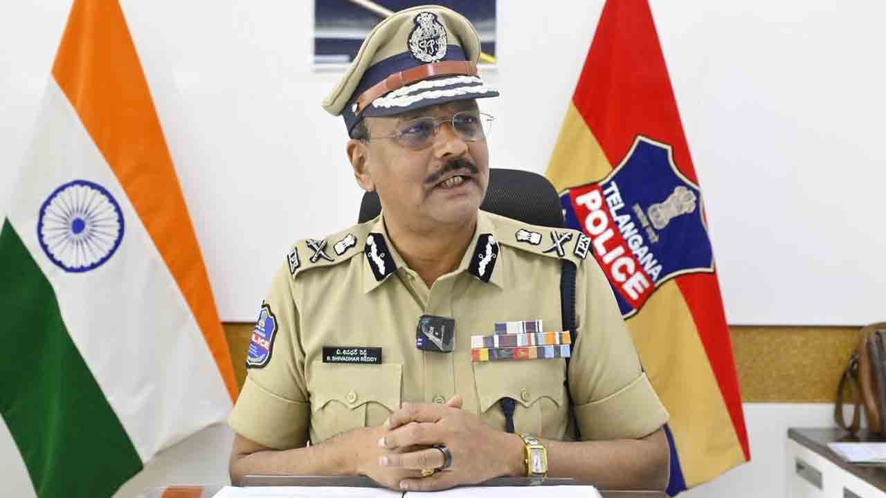 35 మంది ఇన్‌స్పెక్టర్లకు ఉద్యోగోన్నతి : డీజీపీ