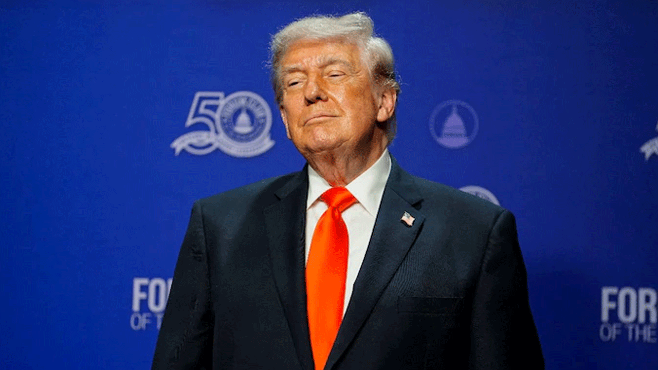 Donald Trump | మా నౌకా దళాలు సముద్రపు దొంగల్లా పనిచేస్తాయ్.. హర్మూజ్‌లో దిగ్భంధనంపై డొనాల్డ్‌ ట్రంప్‌