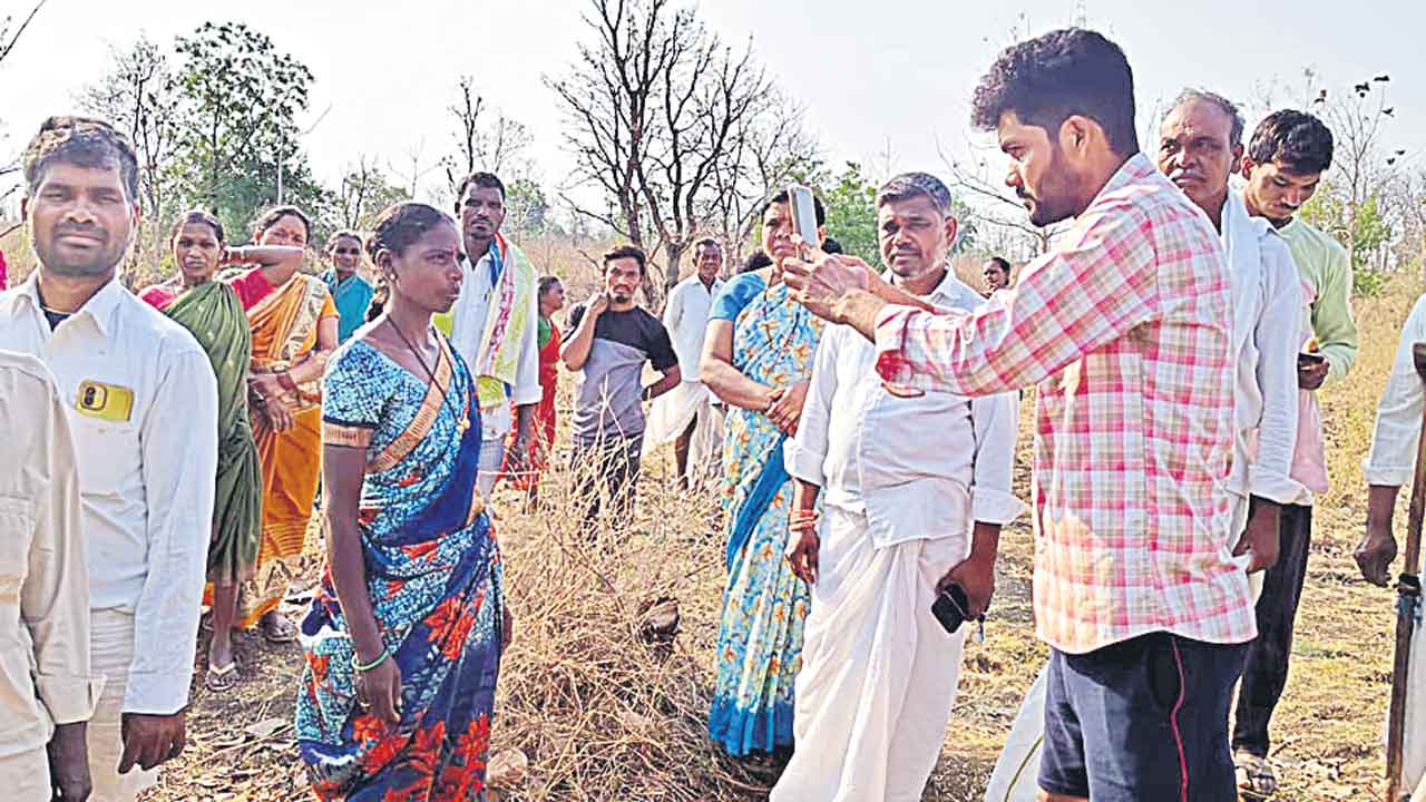 ఉపాధికి డబుల్‌ హాజర్‌.. రెండు పూటలా ఆన్‌లైన్‌లో నమోదు