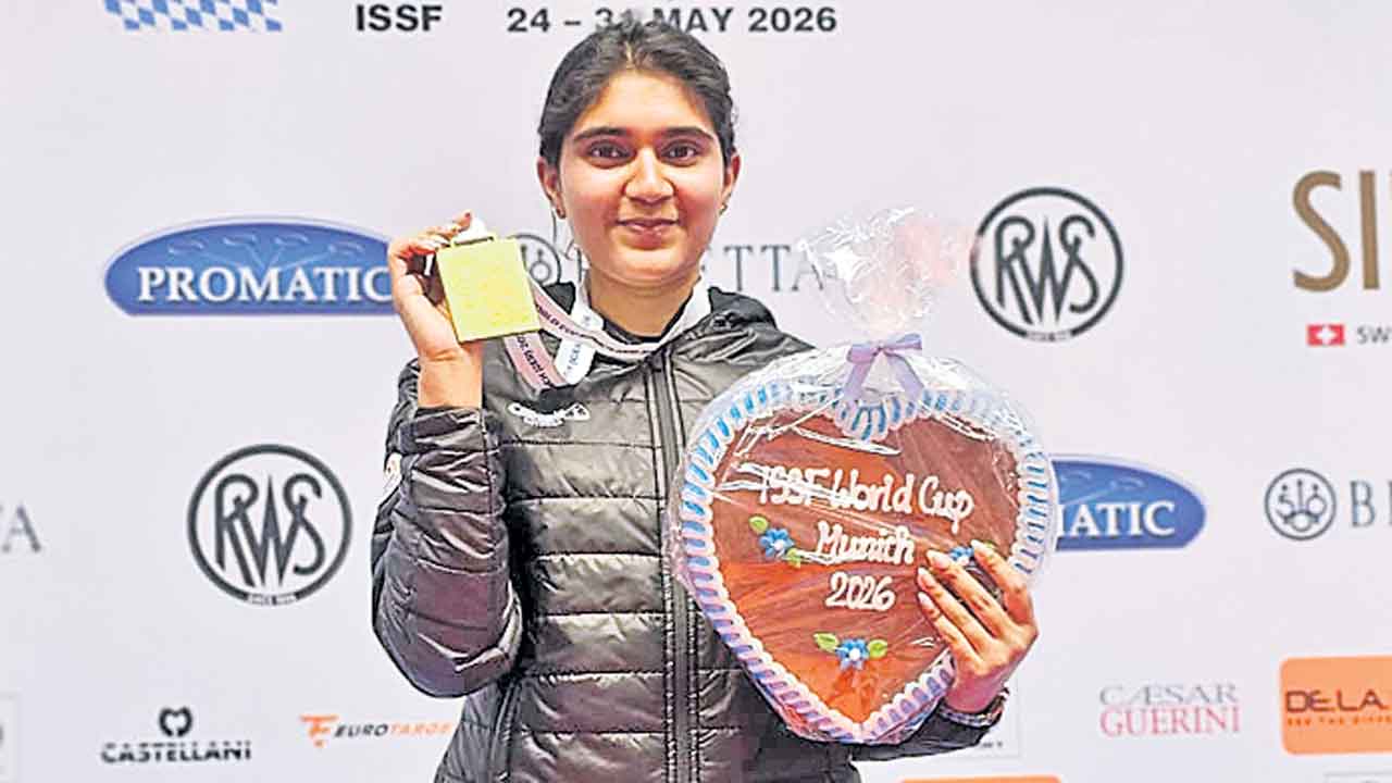 ఇషా ప్రపంచ రికార్డుల వేట