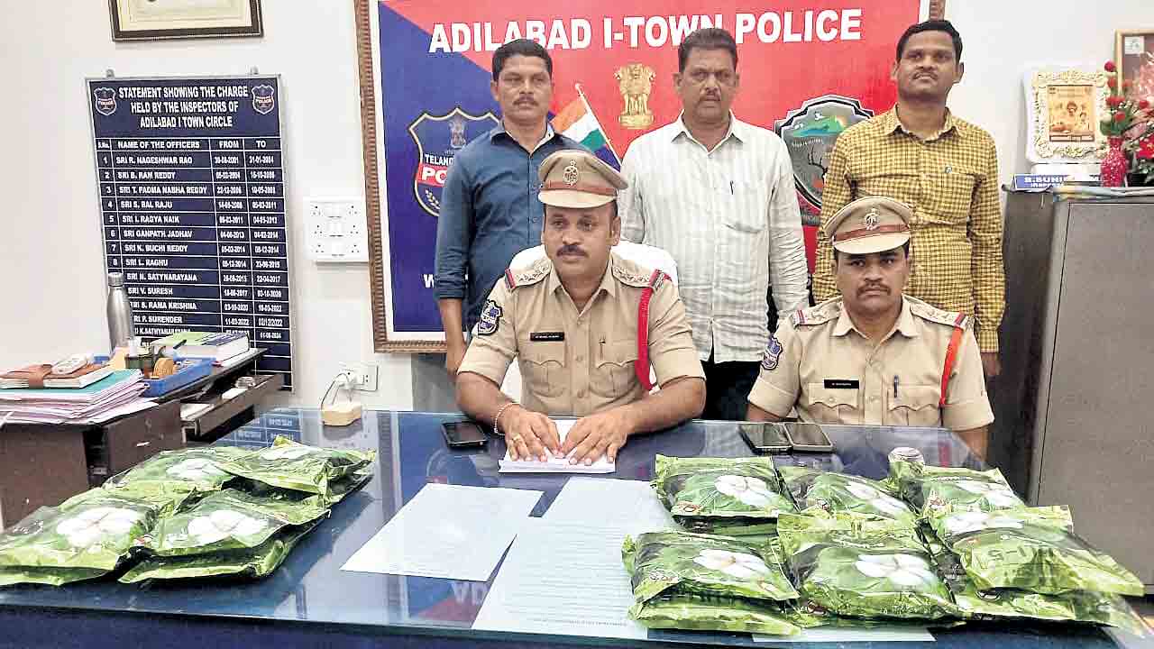 నకిలీ పత్తి విత్తనాల విక్రేత అరెస్ట్‌