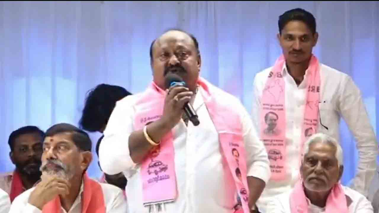 Gangula Kamalakar | ఆర్టీసీ డ్రైవర్‌ అశోక్‌ను వెంటనే విధుల్లోకి తీసుకోవాలి : ఎమ్మెల్యే గంగుల కమలాకర్