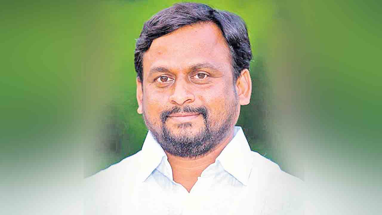 ప్రైవేట్‌ వర్సిటీల కోసమే జీవో 7.. బడుగులకు ఉన్నతవిద్య దూరంచేసే కుట్ర