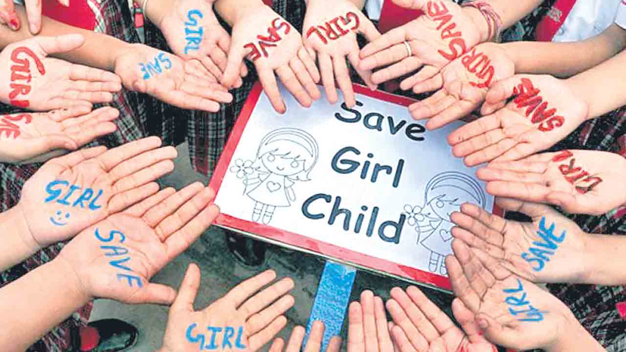 బాలికలకు భరోసా అందరి బాధ్యత