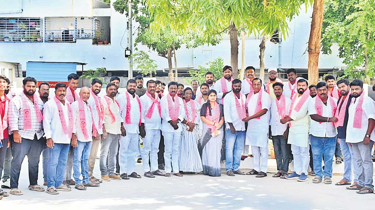 బీఆర్‌ఎస్‌లోకి భారీగా చేరికలు