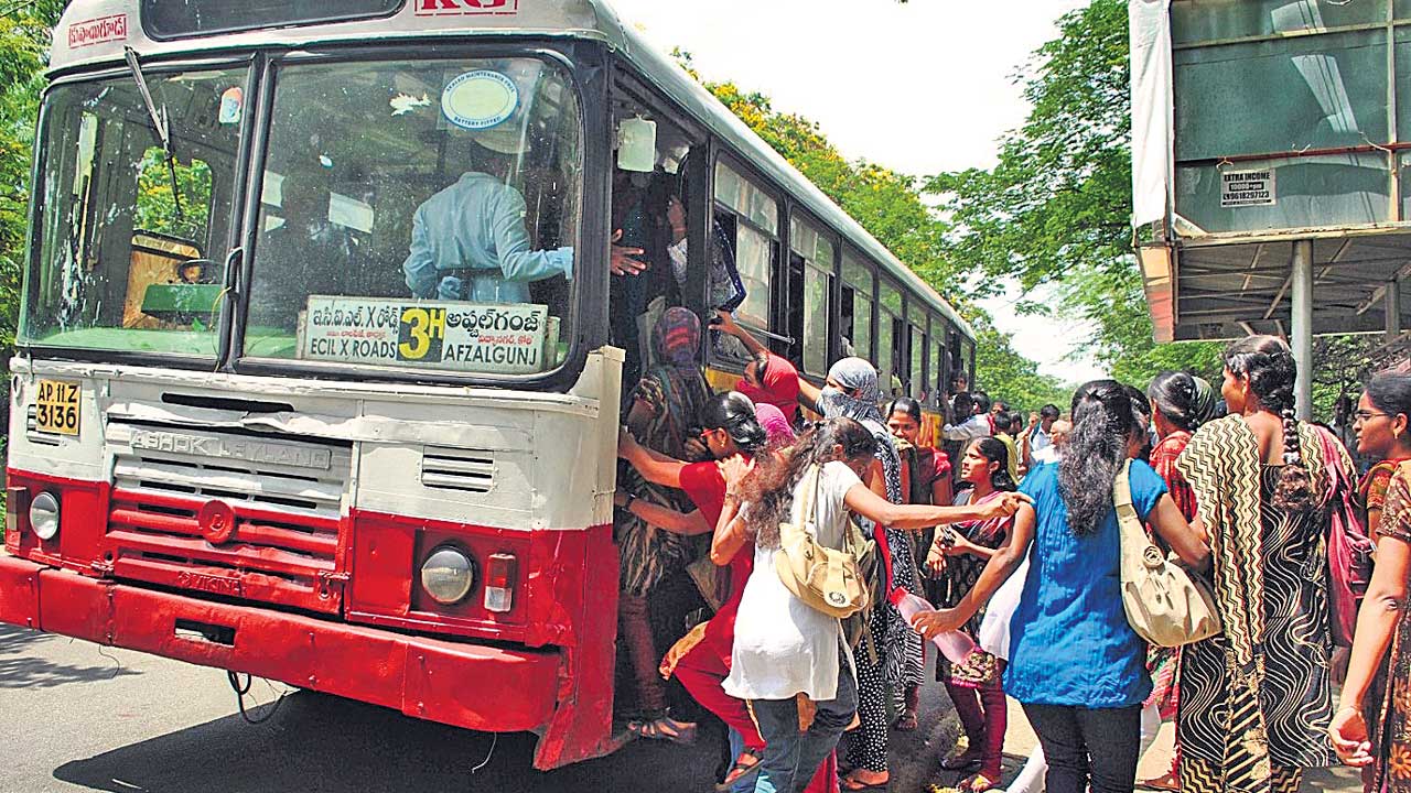 రూటు మార్చని ఆర్టీసీ