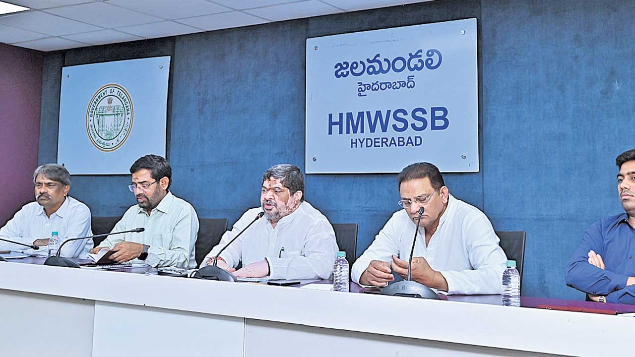 నీటి సమస్య లేదట!