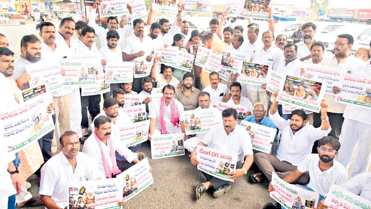 లీటర్‌ పెట్రోల్‌ 110
