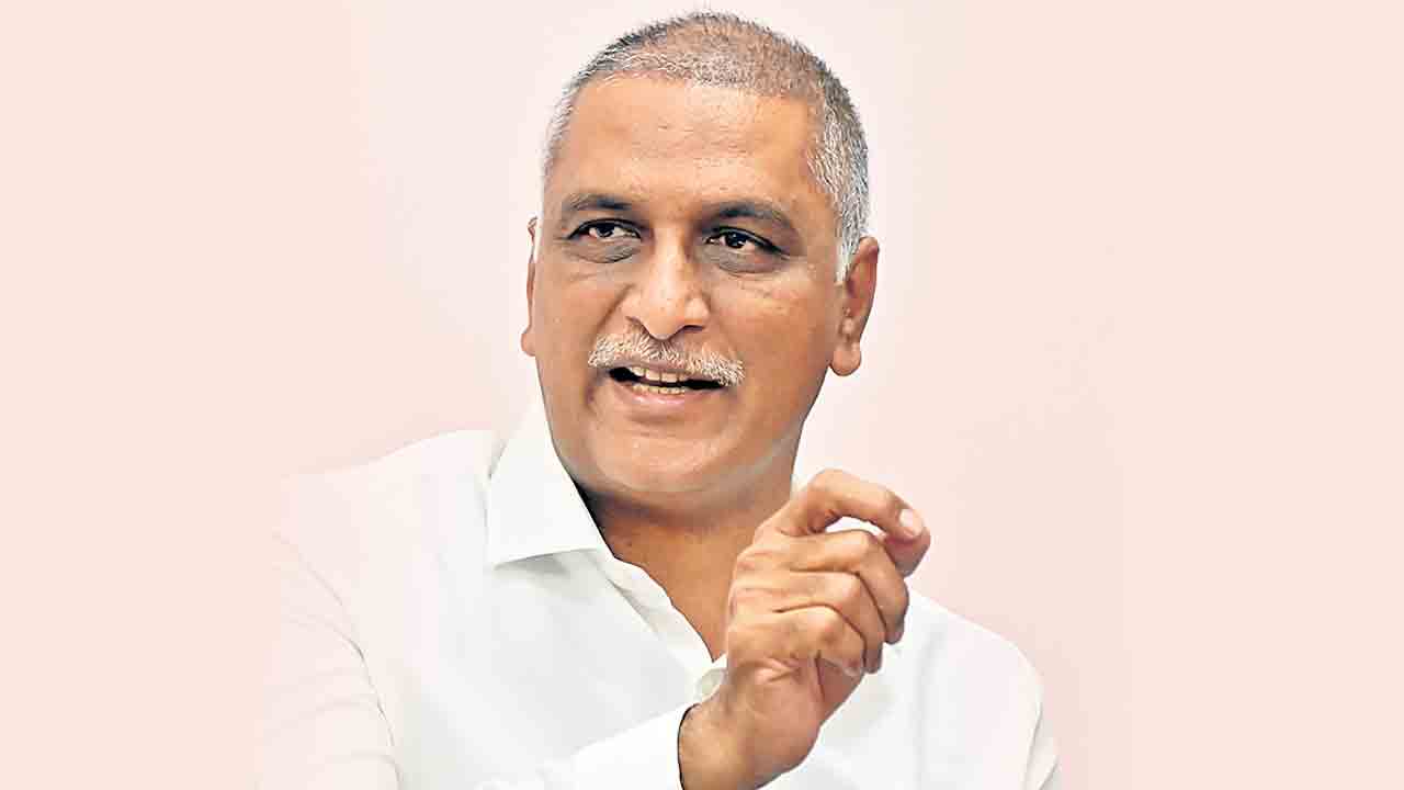 యూరియాపై బ్యాన్‌ దుర్మార్గం.. హరీశ్‌ ఆగ్రహం