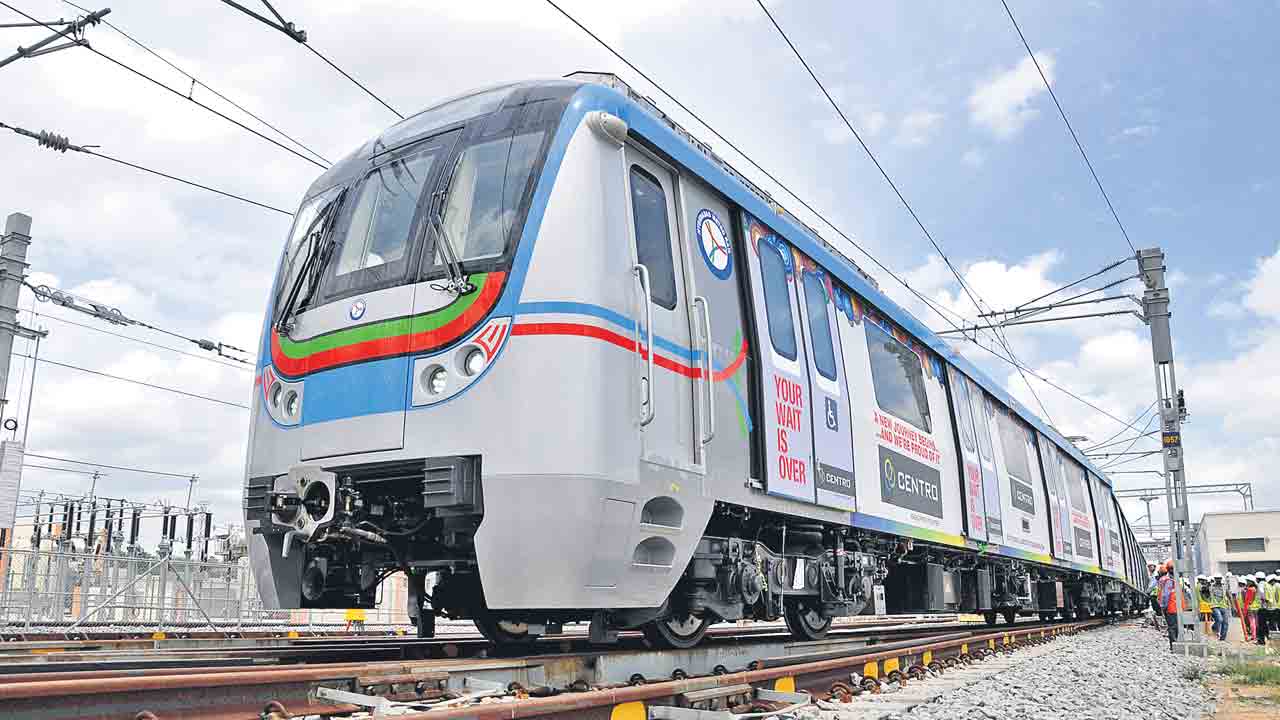 మెట్రో విస్తరణకు మోక్షమెప్పుడు?