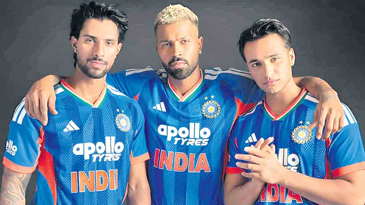అగ్రస్థానంలోనే భారత్‌