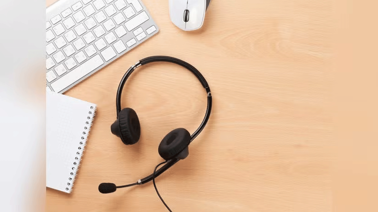 India Call Center | వృద్ధుల నుంచి దోపిడీ.. అమెరికాలో భారత కాల్‌సెంటర్‌ మూసివేత