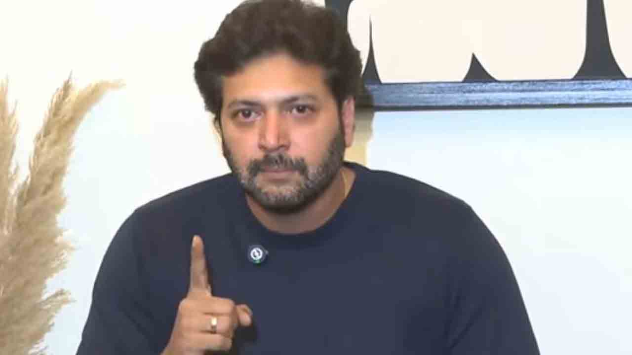 Jayam Ravi | కెనీషాతో బ్రేక‌ప్‌.. మీడియా ముందు జయం రవి కన్నీటి పర్యంతం!