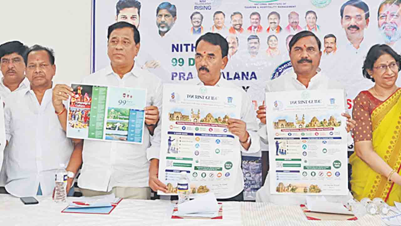 నిరుద్యోగ యువతకు ఉపాధి కల్పించాలి