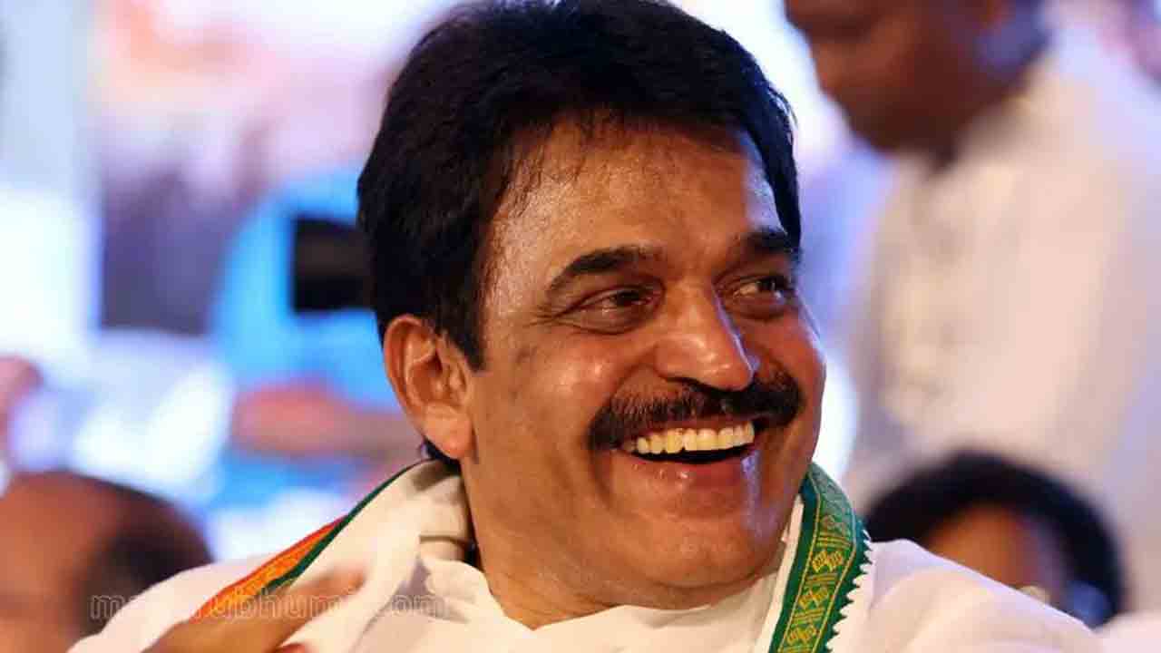 కేరళ సీఎం రేసులో కేసీ వేణుగోపాల్‌ ముందంజ