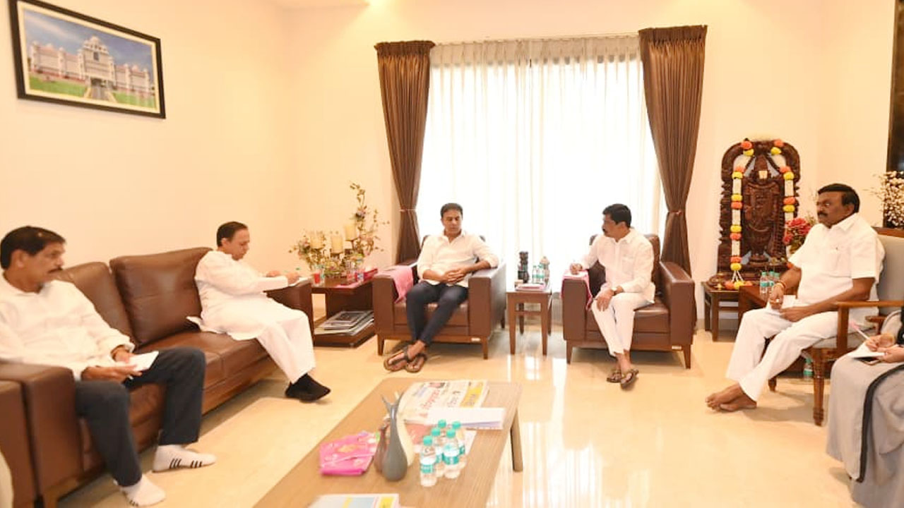 KTR | ఉమ్మడి నిజామాబాద్ జిల్లా నేతలతో కేటీఆర్ భేటీ