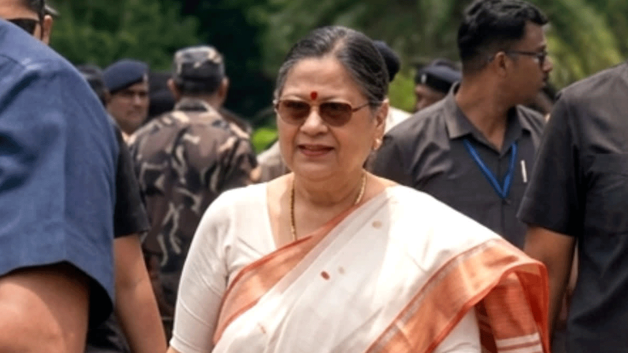 Kakoli Ghosh Dastidar | మమతాబెనర్జికి మరో షాక్‌.. టీఎంసీకి రాజీనామా చేసిన మహిళా ఎంపీ