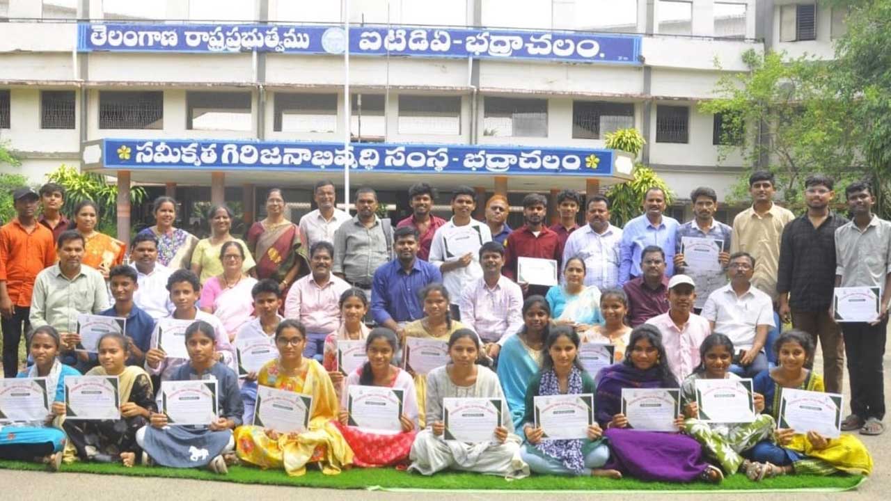 చదువుల్లో జైత్రయాత్ర కొనసాగించండి
