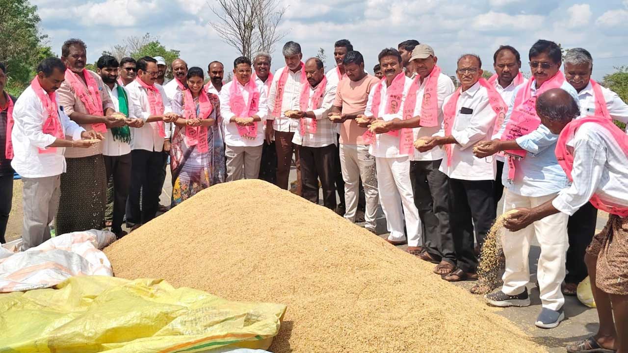 రైతుల సమస్యలను విస్మరించిన సర్కార్‌
