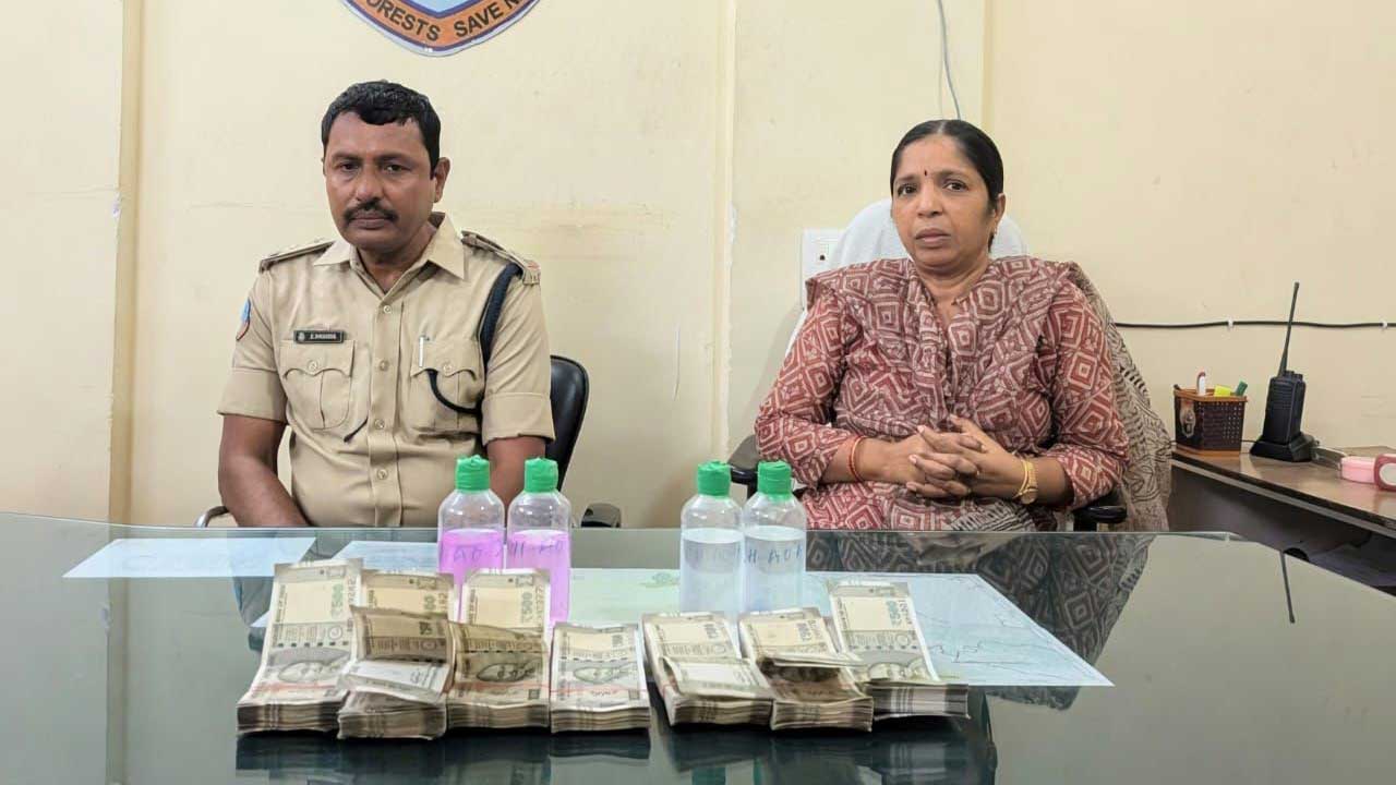 ఏసీబీ వలలో అటవీ శాఖ అధికారులు