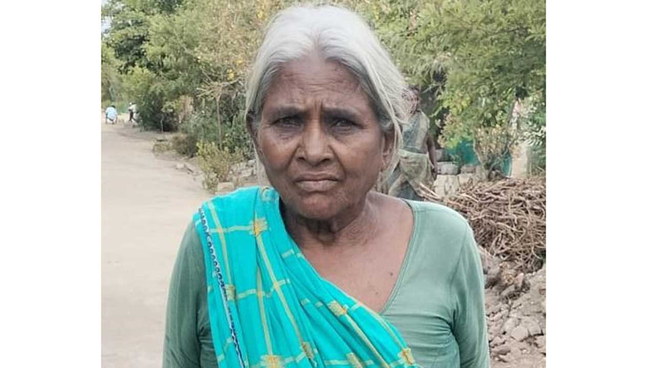 బతికుండగానే చంపేశారు..