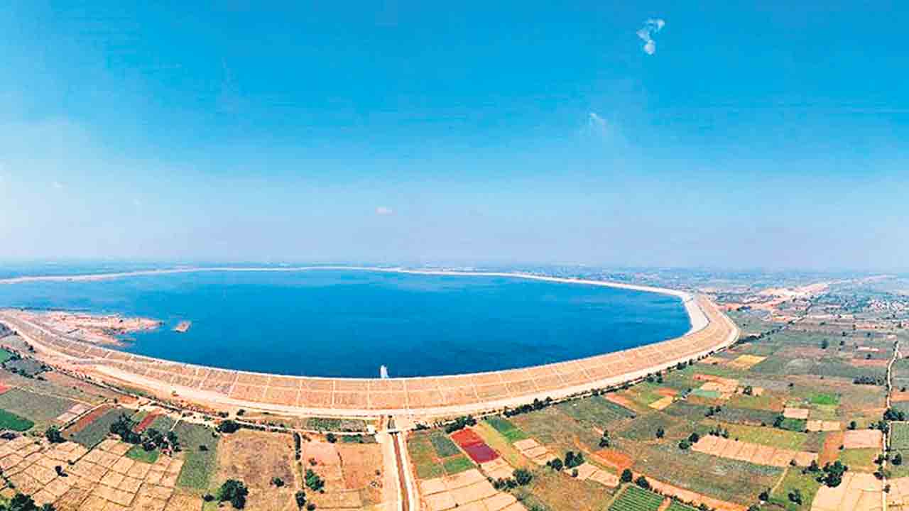 ప్రాజెక్టు భద్రత గాలికి!