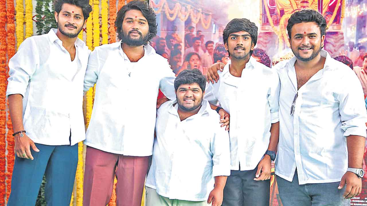 నవ్వులు పంచే గ్యాంగ్‌