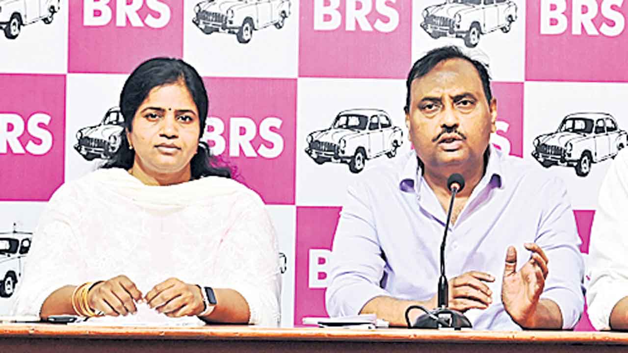 లాయర్‌ హత్యపై సిట్‌ ఏర్పాటుచేయాలి
