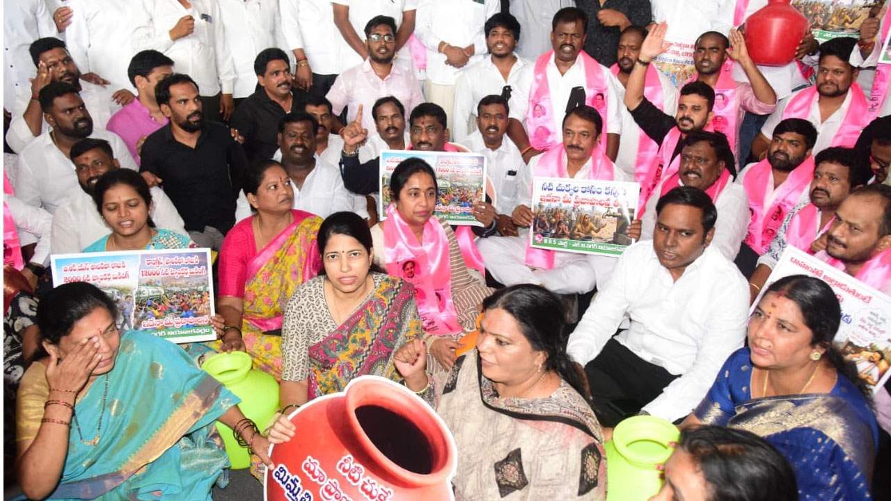 Mla Sudeer Reddy Dharna