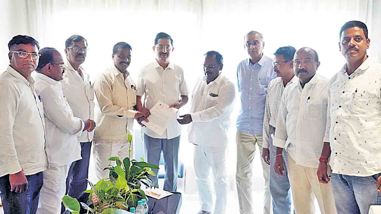 2న అపాయింటెడ్‌ డే ప్రకటించండి.. ఎంపీలు వేం నరేందర్‌రెడ్డి, ఆర్‌ఆర్‌ఆర్‌కు జేఏసీ వినతి