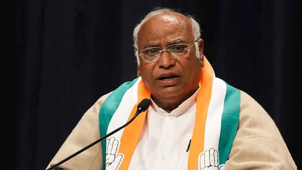 Kharge | అది సమర్థనీయం కాదు.. అభిషేక్‌ బెనర్జీపై దాడిని ఖండించిన ఖర్గే