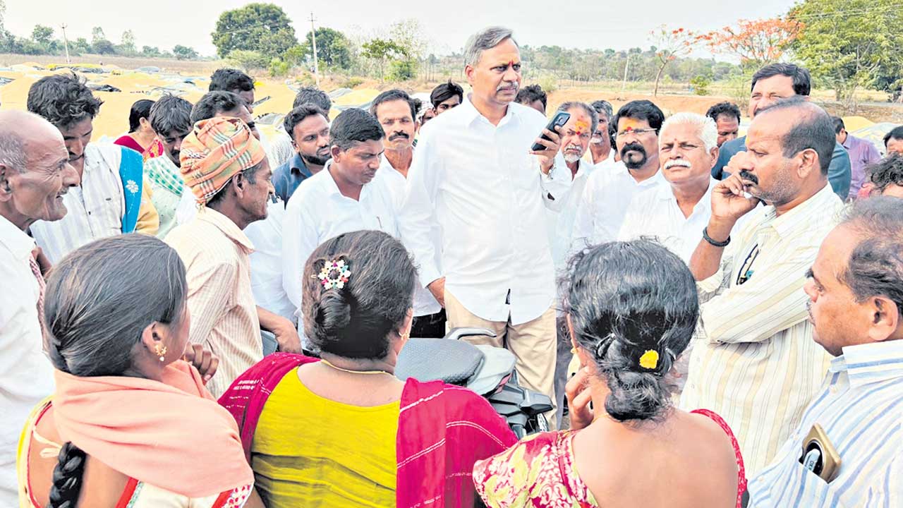 రైతులు నష్టపోవద్దు