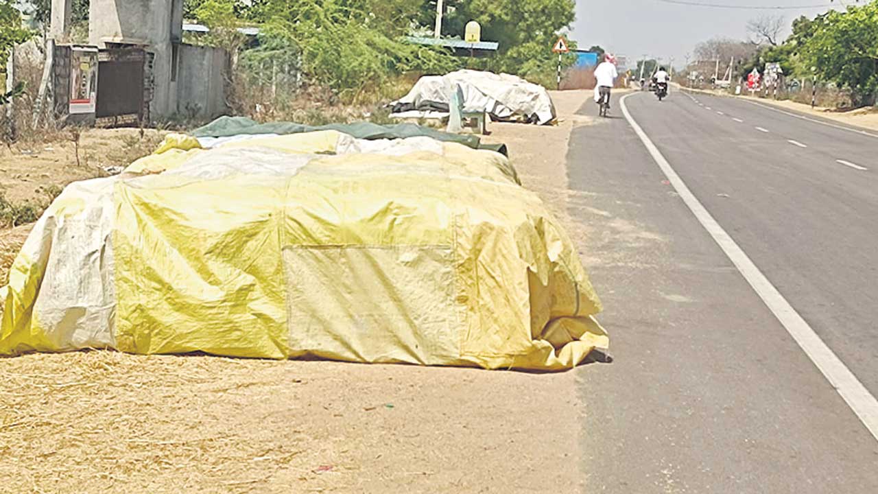 లక్ష్యం కొండంత.. కొన్నది గోరంత