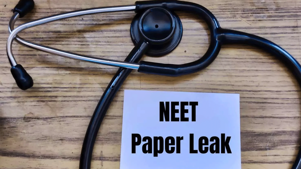NEET Paper Leak | నీట్‌ పేపర్‌ లీకయ్యిందంటూ కలకలం.. ఆందోళనలో విద్యార్థులు, తల్లిదండ్రులు