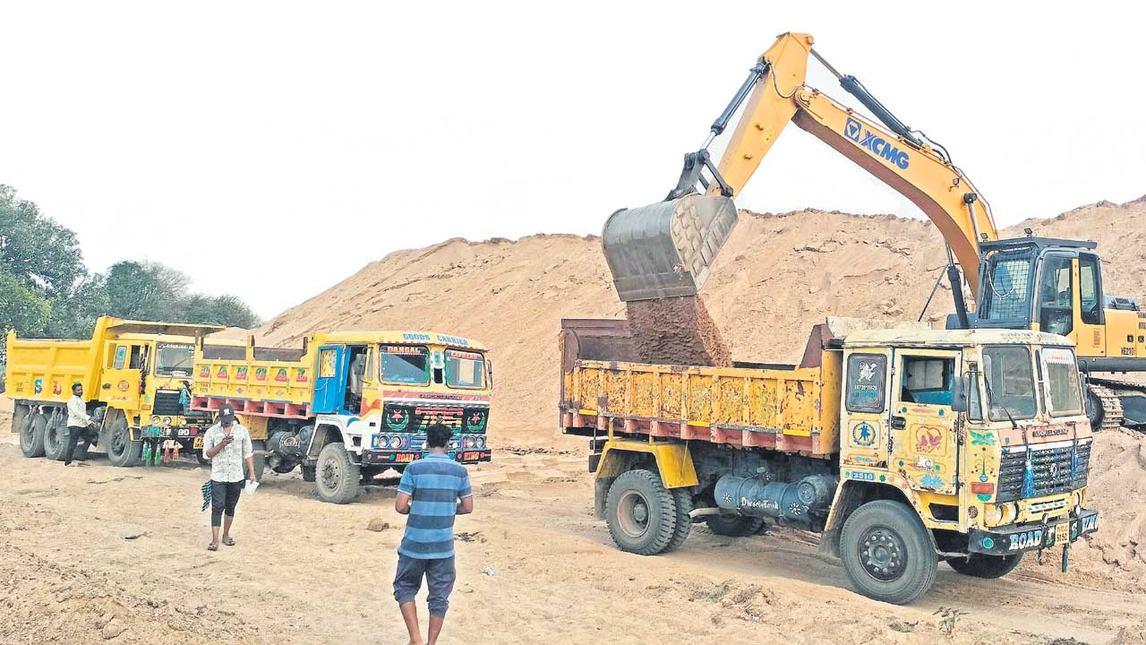 క్వారీలతో మంజీర విలవిల