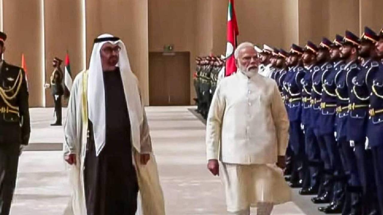 PM Modi | అబుదాబి చేరుకున్న ప్రధాని మోదీ.. యూఏఈతో కీలక అంశాలపై ఒప్పందాలు