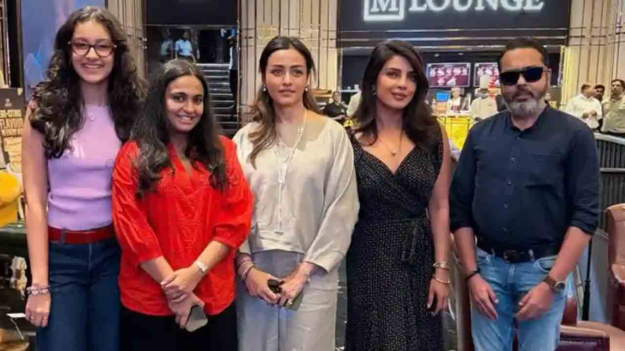 Priyanka Chopra | నమ్రతా శిరోద్కర్‌, సితారతో ప్రియాంకా చోప్రా.. ఇంతకీ ఎక్కడ కలిశారో తెలుసా..?