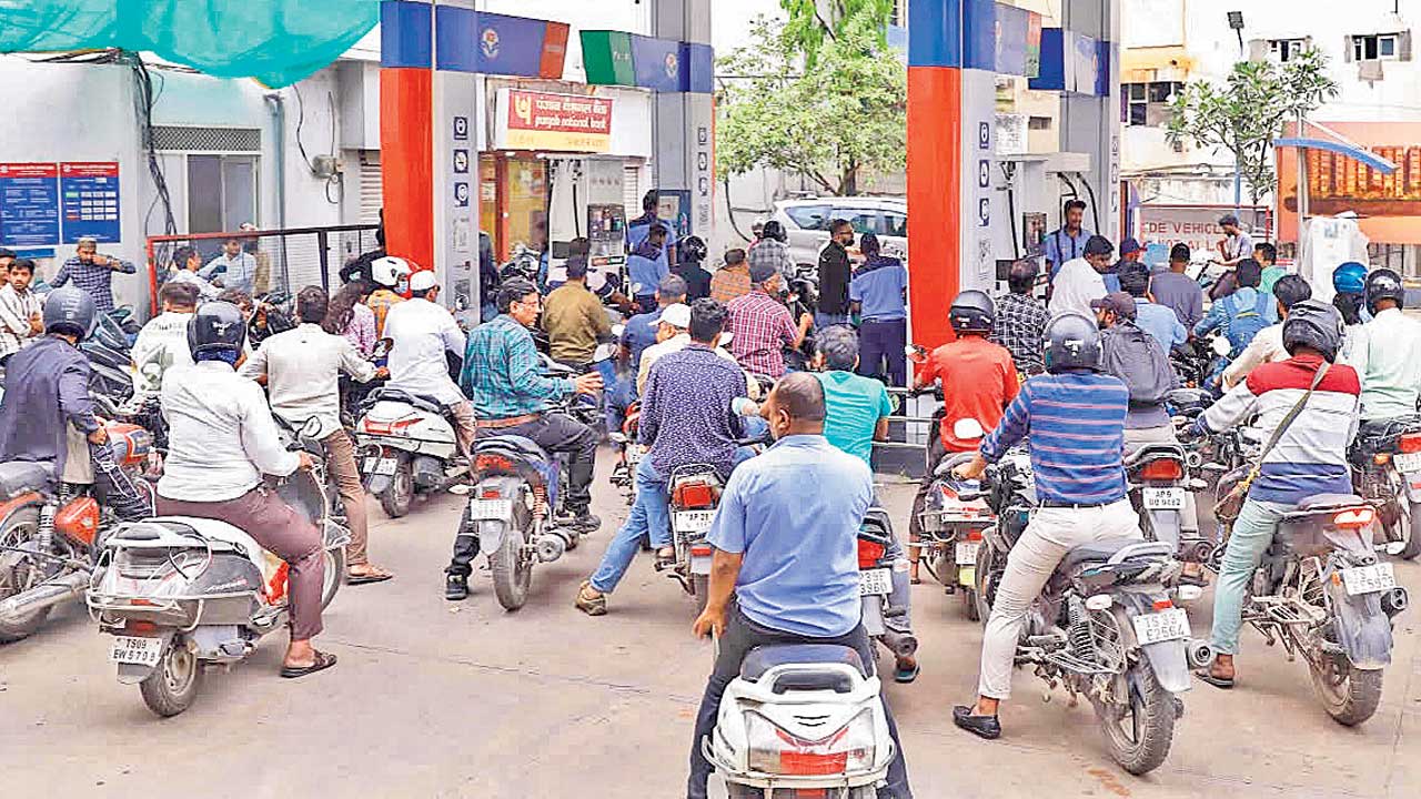 పెట్రో బాంబ్‌