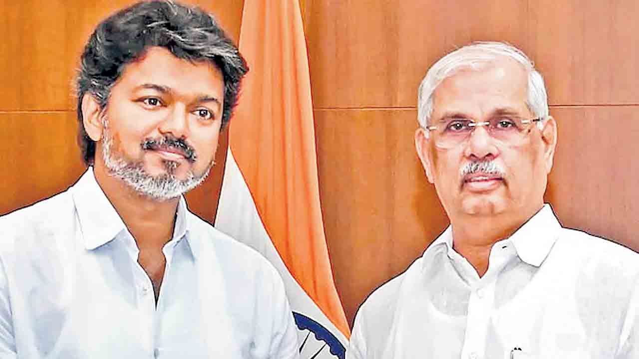 తమిళనాడులో పొలిటికల్‌ థ్రిల్లర్‌.. ప్రభుత్వ ఏర్పాటుపై సస్పెన్స్‌